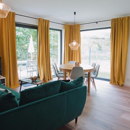 Apartament Nad Strumykiem Z Ogrodkiem - Dream Apart Apartment อุสทรอน ภายนอก รูปภาพ