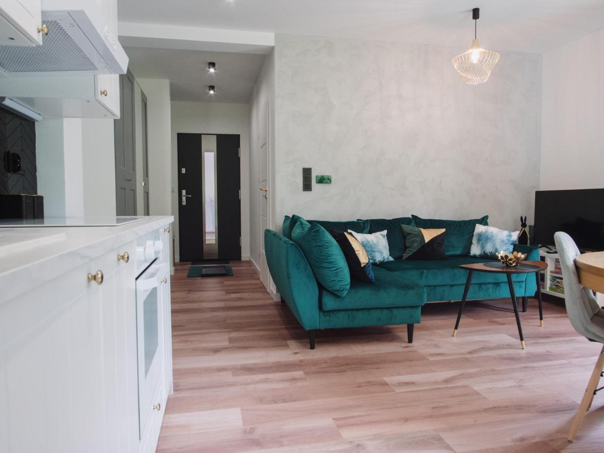 Apartament Nad Strumykiem Z Ogrodkiem - Dream Apart Apartment อุสทรอน ภายนอก รูปภาพ