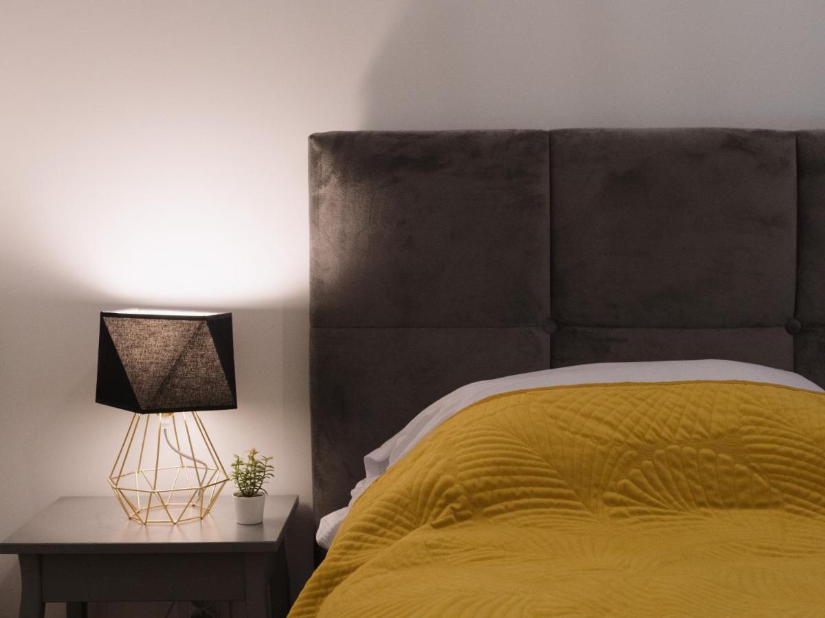 Apartament Nad Strumykiem Z Ogrodkiem - Dream Apart Apartment อุสทรอน ภายนอก รูปภาพ