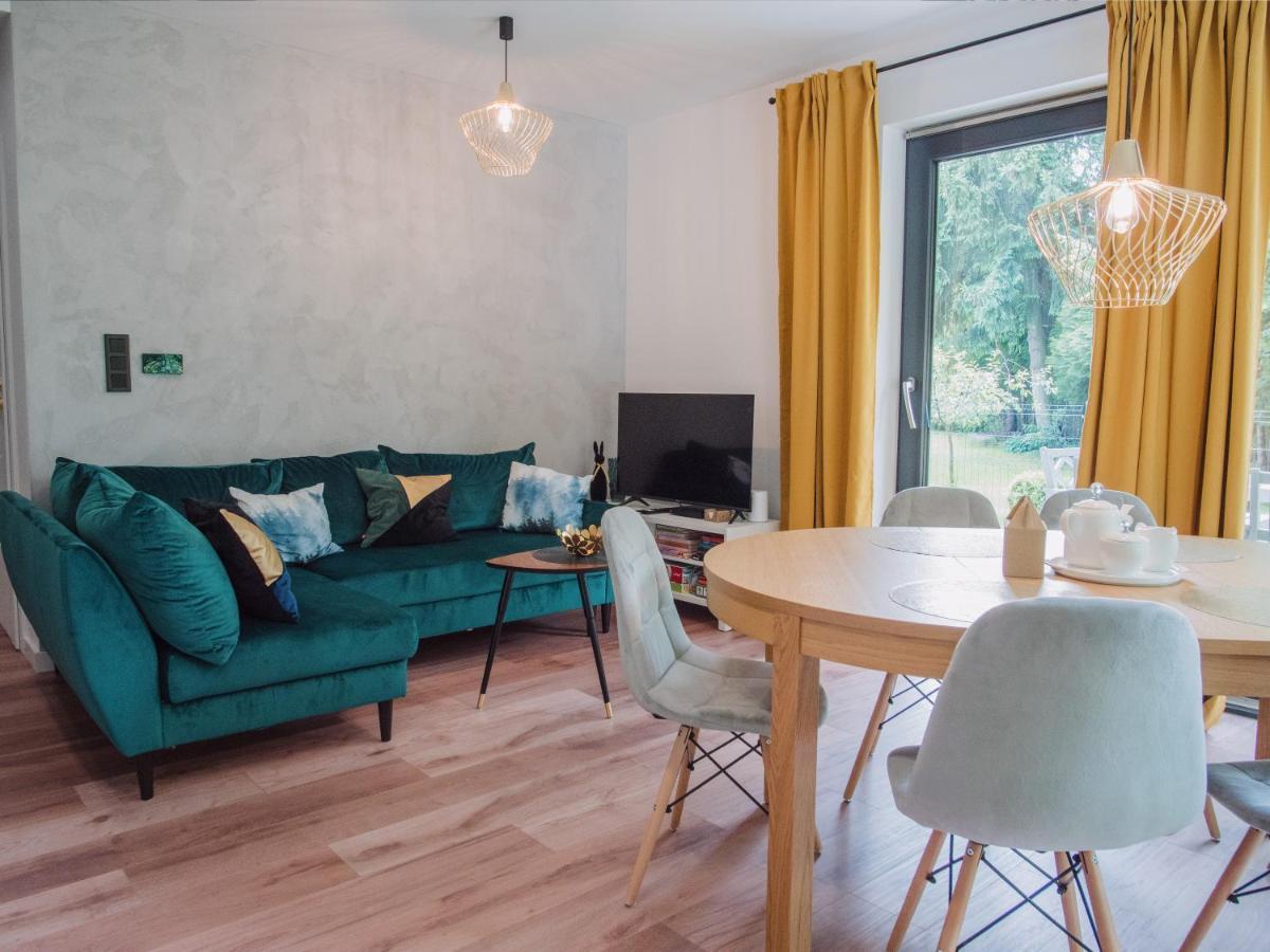 Apartament Nad Strumykiem Z Ogrodkiem - Dream Apart Apartment อุสทรอน ภายนอก รูปภาพ