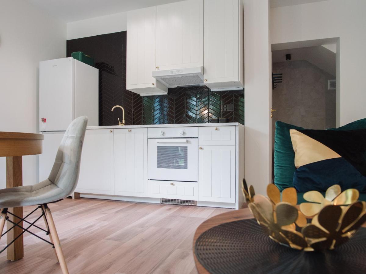 Apartament Nad Strumykiem Z Ogrodkiem - Dream Apart Apartment อุสทรอน ภายนอก รูปภาพ