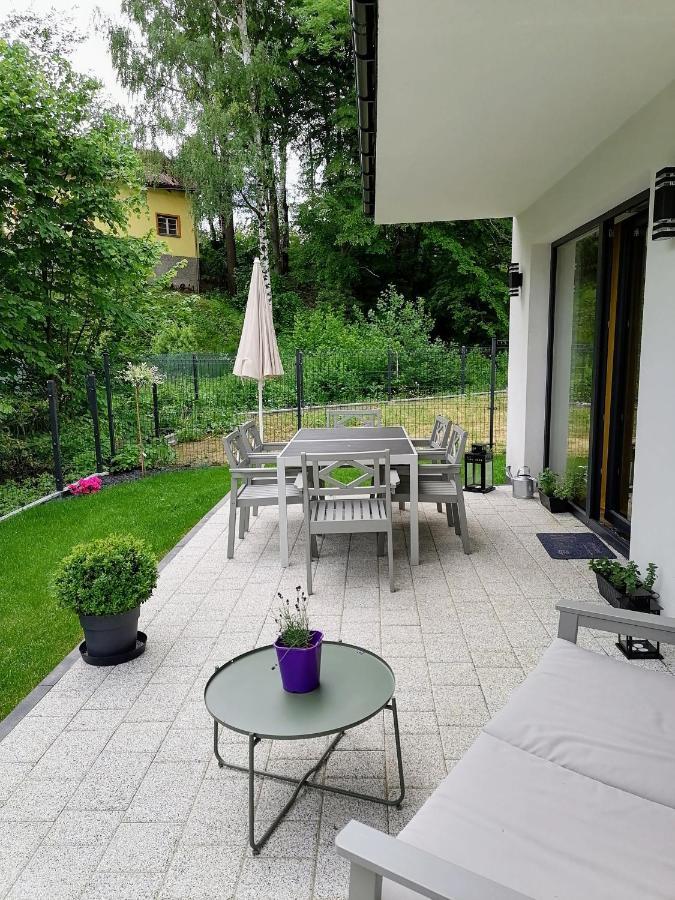 Apartament Nad Strumykiem Z Ogrodkiem - Dream Apart Apartment อุสทรอน ภายนอก รูปภาพ