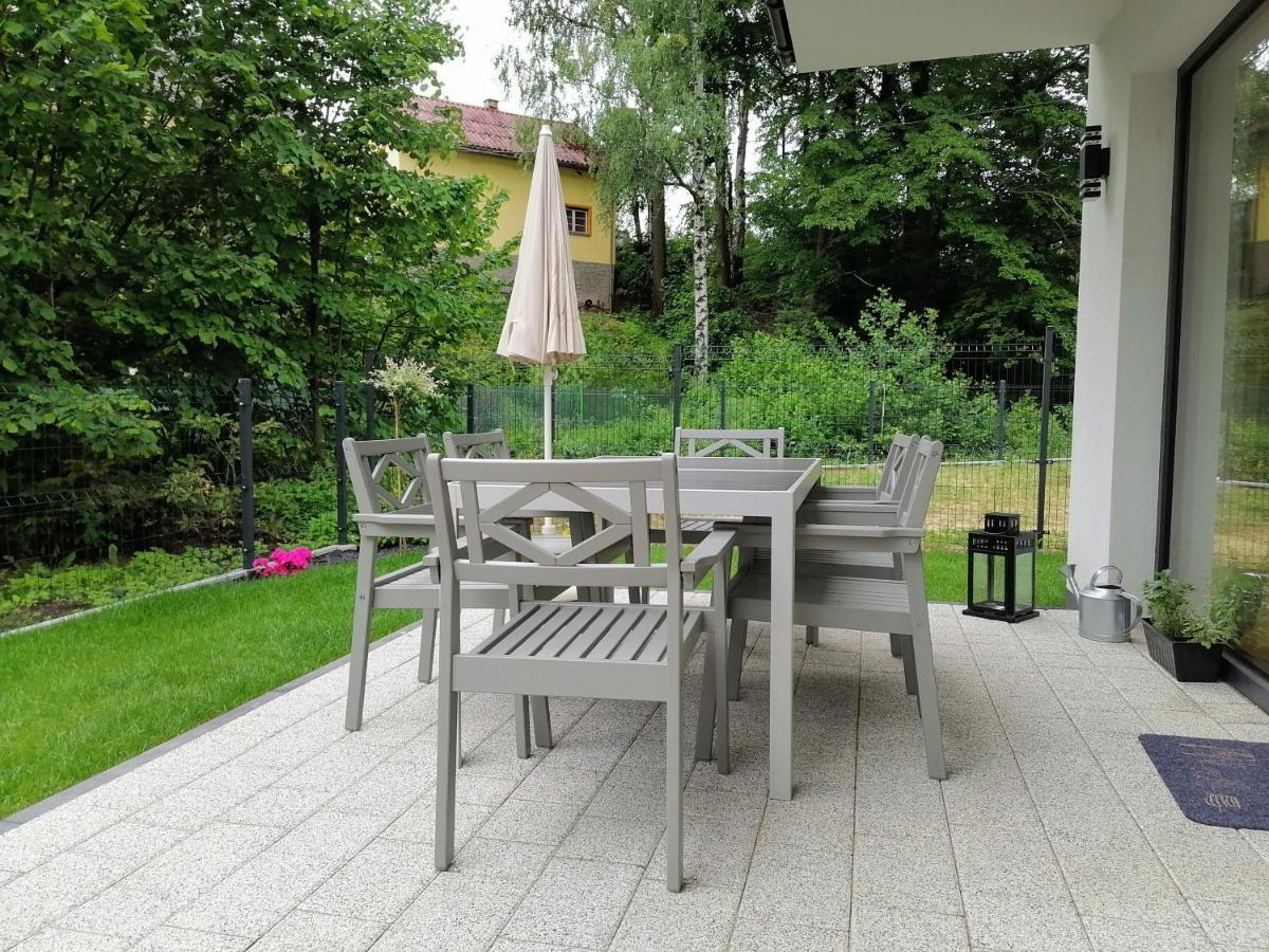 Apartament Nad Strumykiem Z Ogrodkiem - Dream Apart Apartment อุสทรอน ภายนอก รูปภาพ