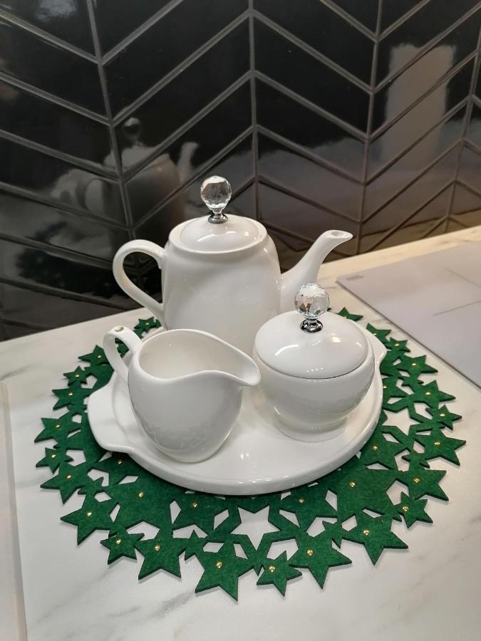 Apartament Nad Strumykiem Z Ogrodkiem - Dream Apart Apartment อุสทรอน ภายนอก รูปภาพ